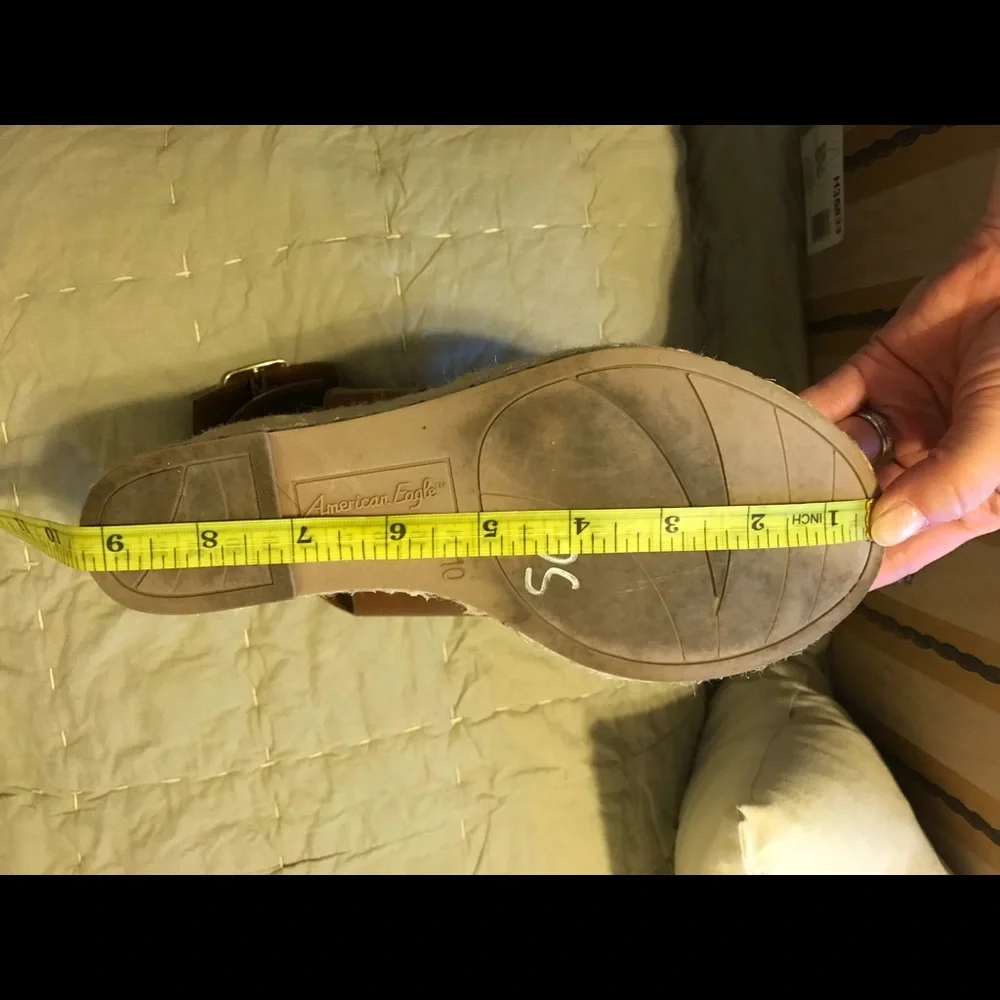 American Eagle Brown Wedges - Picture 7 of 8